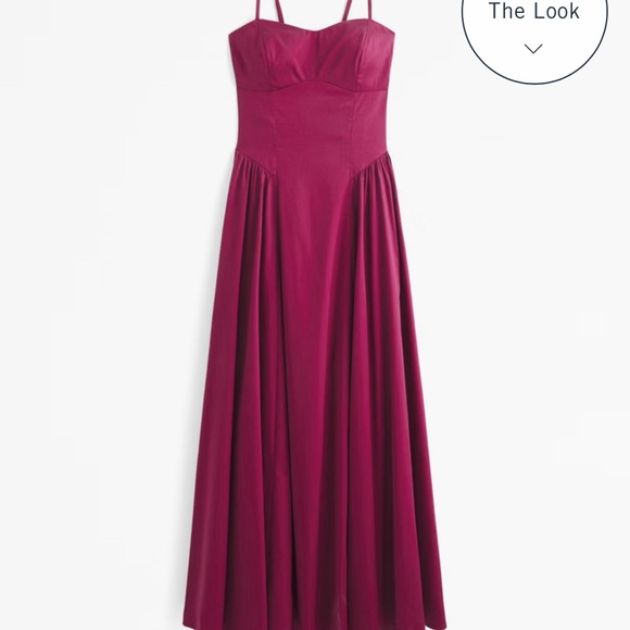 Abercrombie & Fitch Dresses & Skirts - Abercrombie & Fitch Dipped-Waist Sweetheart Maxi Dress